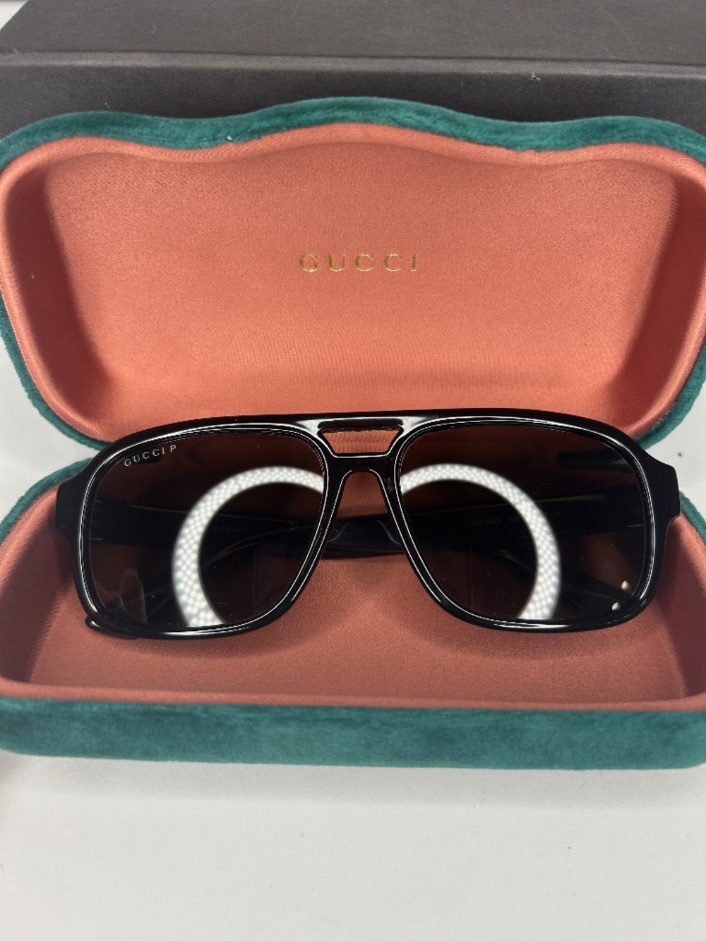 Gucci Sunglasses GG1342S